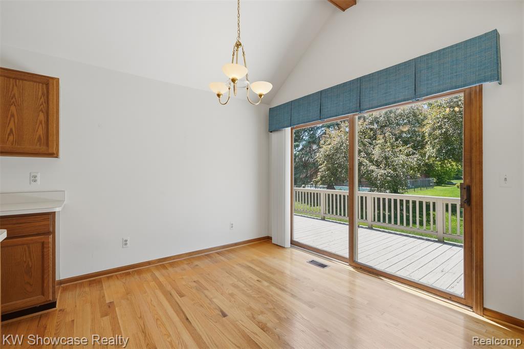 54519 Cambridge Drive, Shelby Twp, MI 48315 — Photo 7