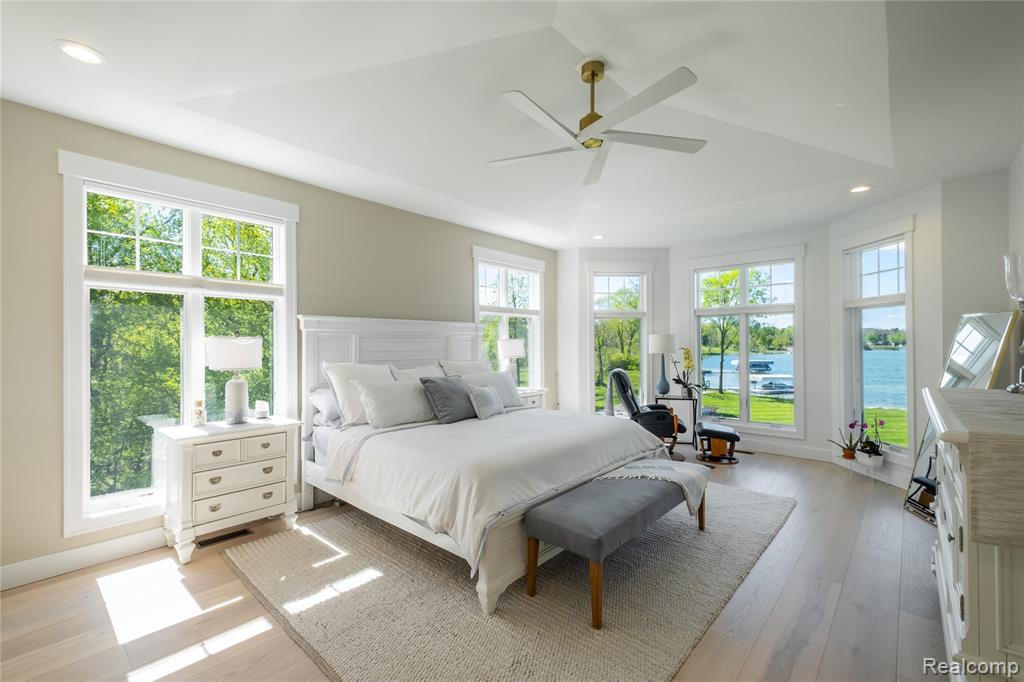 10195 Bennett Lake Road, Fenton, MI 48430 — Photo 17