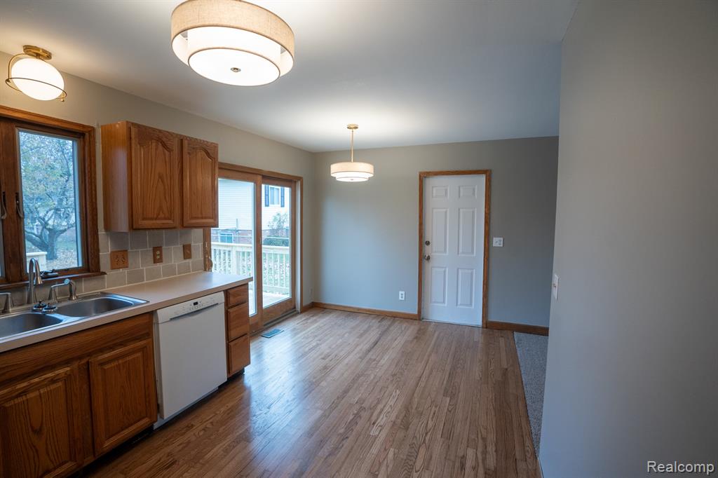 758 South Boulevard W, Rochester Hills, MI 48307 — Photo 20