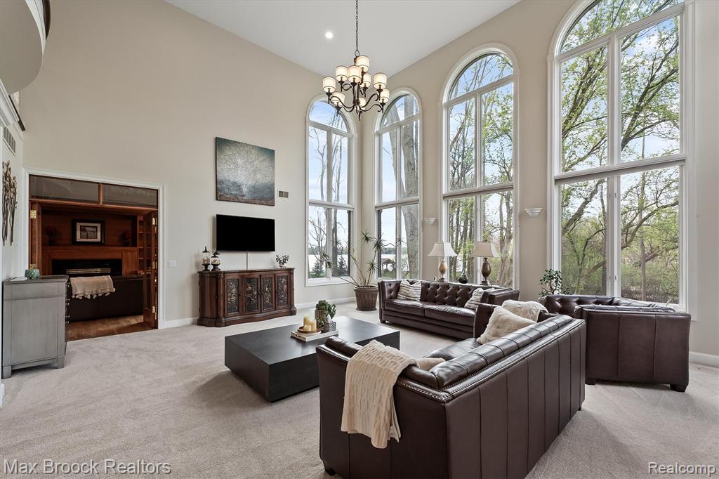 398 Shrewsbury Drive, Clarkston, MI 48348 — Photo 12