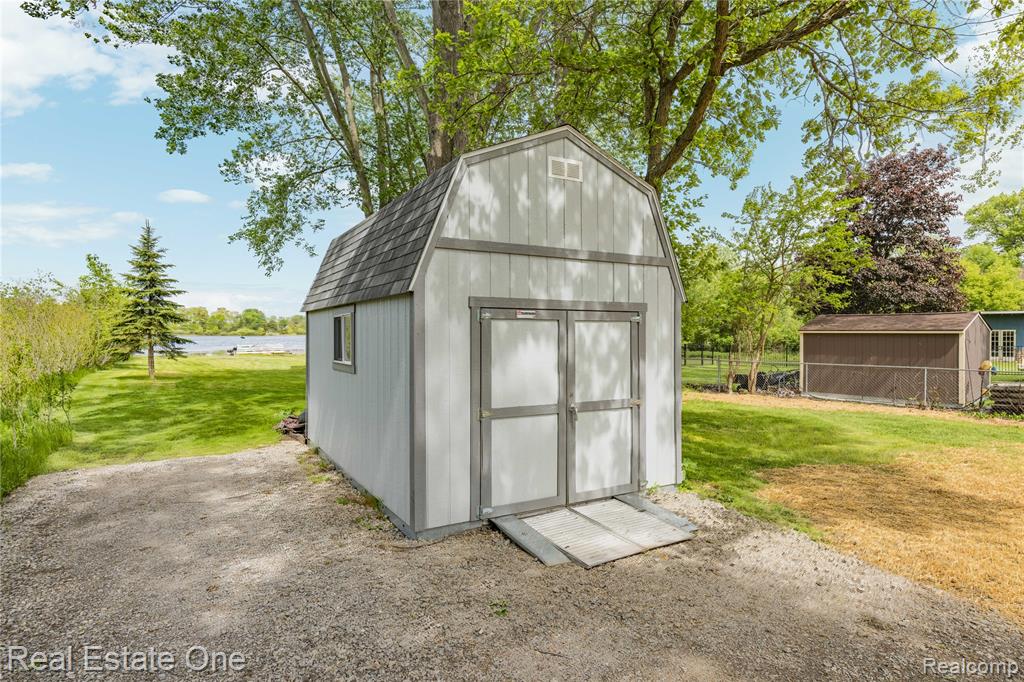 9503 Edward Drive, Brighton, MI 48114 — Photo 61