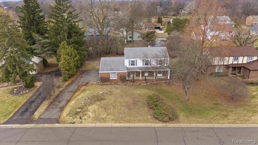 5634 Stratford Drive, West Bloomfield, MI — Photo 39