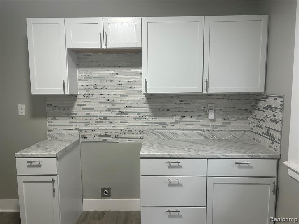 1933 Taylor Street, Detroit, MI 48206 — Photo 3