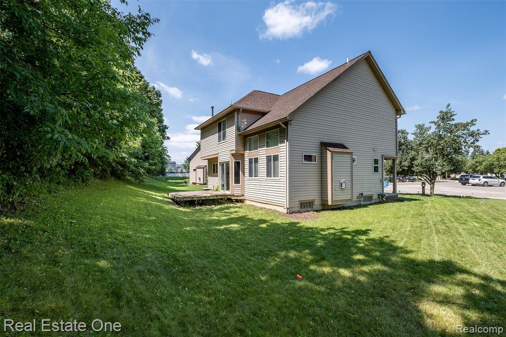 434 Converse Court, Lake Orion, MI 48362 — Photo 49