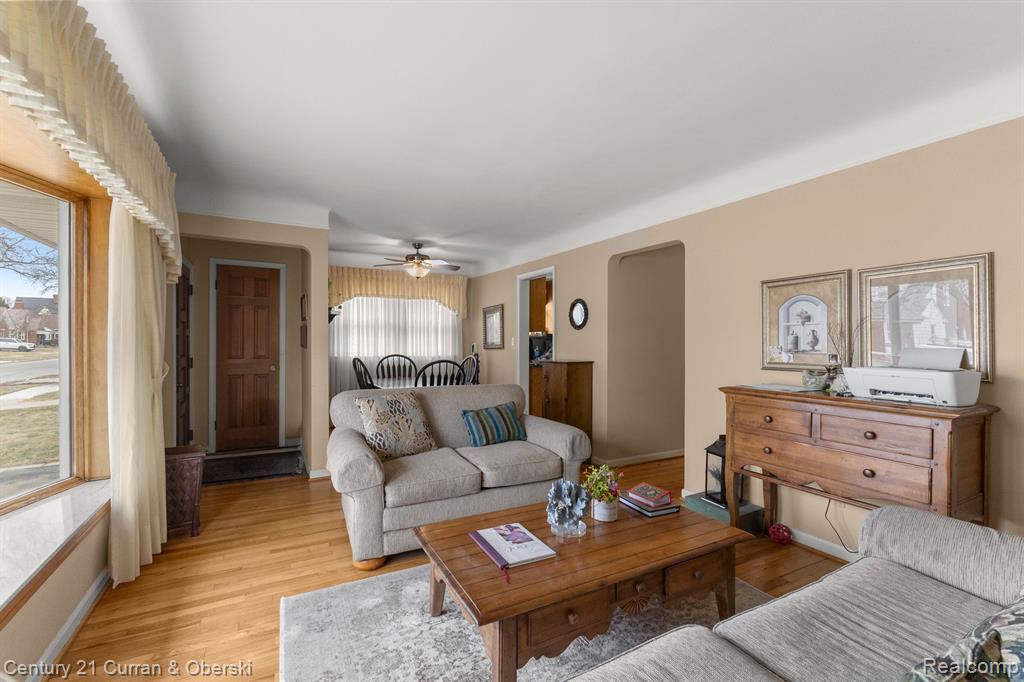 7229 WINONA Avenue, Allen Park, MI 48101 — Photo 7