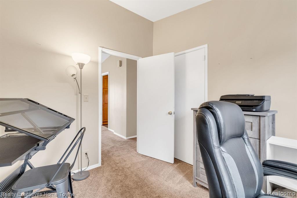 533 RUST PARK Drive, Grand Blanc, MI 48439 — Photo 21