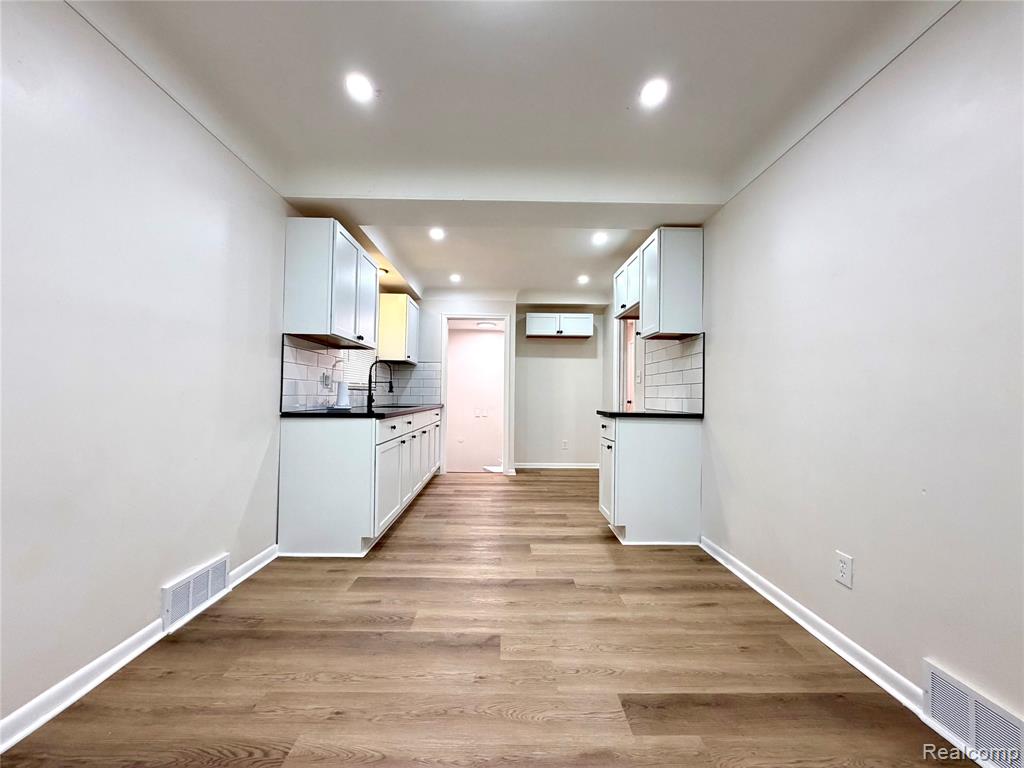 13540 E State Fair Street, Detroit, MI 48205 — Photo 21