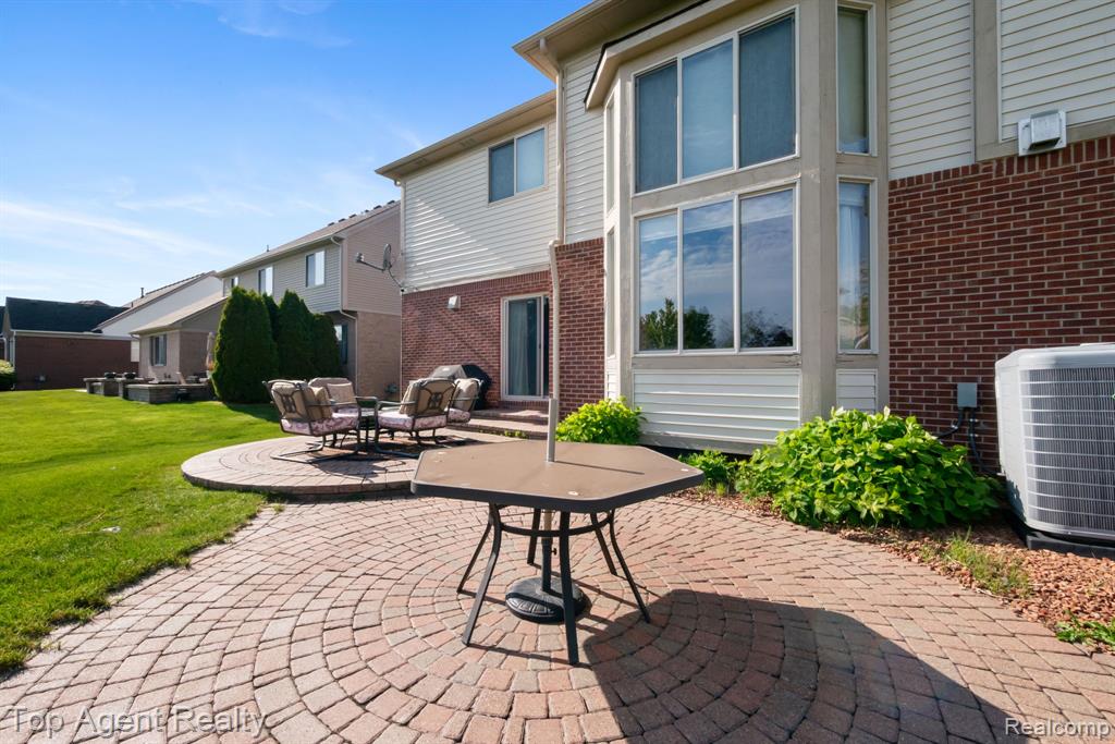 48869 Woodson Way, Canton, MI 48187 — Photo 38