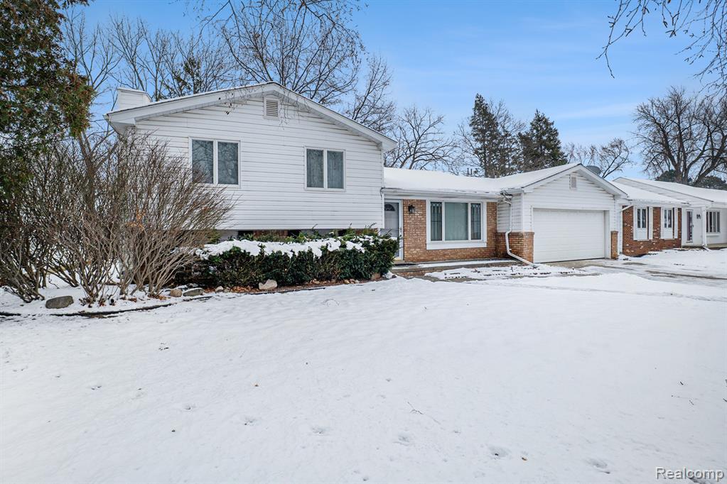 5023 Spring Well Lane, Grand Blanc, MI 48439 — Photo 3