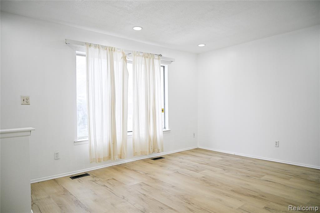 4056 Fox Street, Inkster, MI 48141 — Photo 3