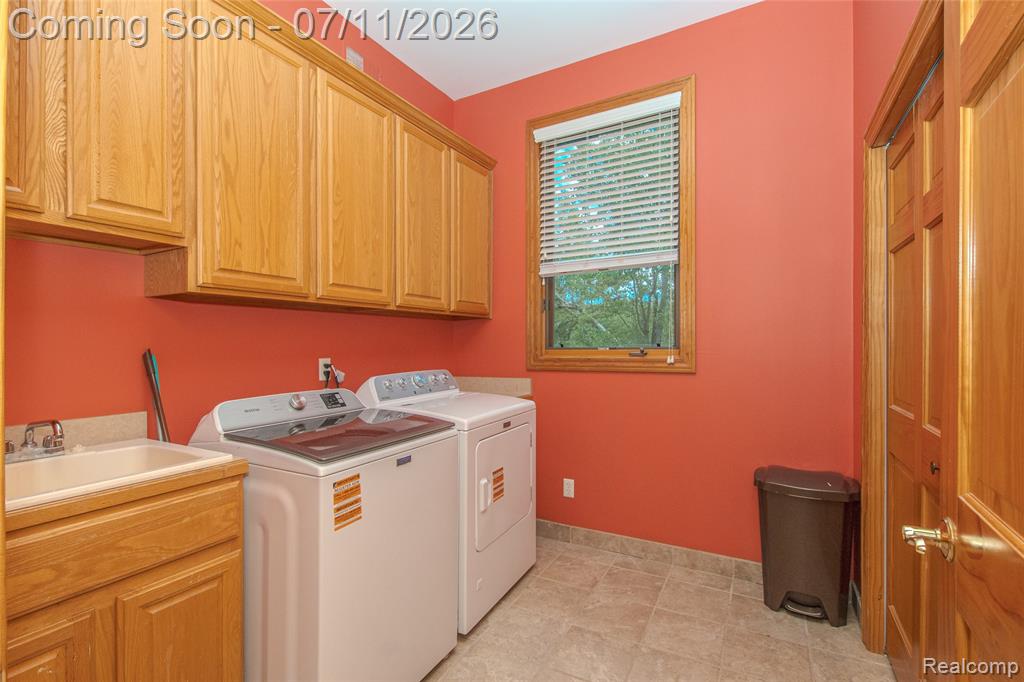 7893 Lantern Drive, Almont, MI 48003 — Photo 42