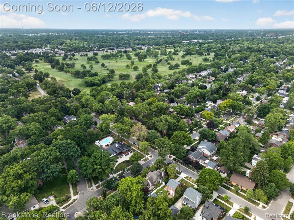 8926 Lincoln Drive, Huntington Woods, MI — Photo 52
