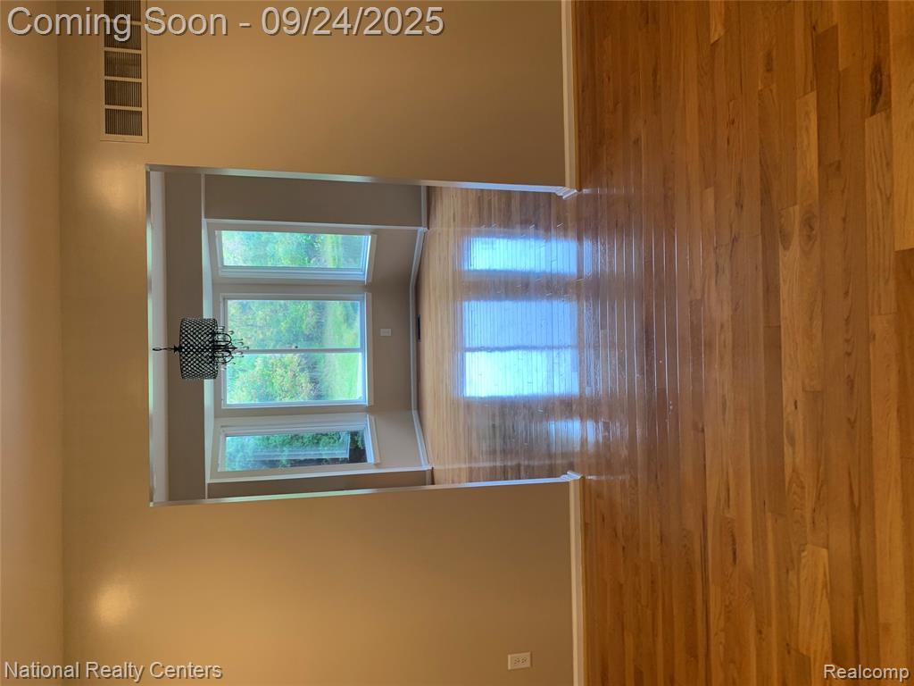 40560 Deer Creek Drive, Canton, MI 48188 — Photo 17
