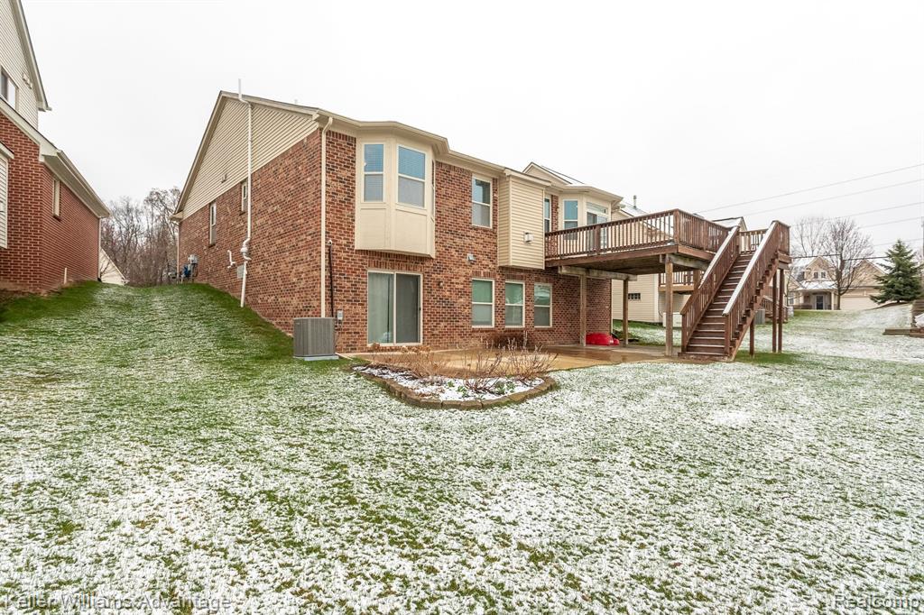 3121 BELLE TERRE, Commerce Twp, MI 48382 — Photo 25