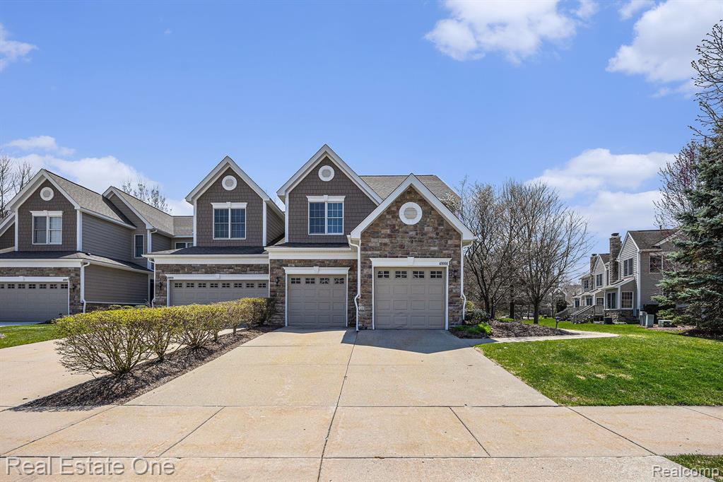 49991 BLACKBERRY Trail, Novi, MI — front exterior