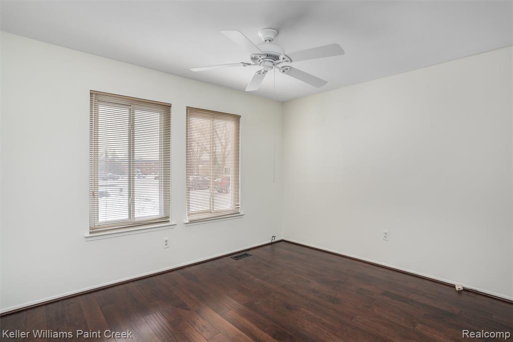 4952 Cara Court, Royal Oak, MI 48073 — Photo 10