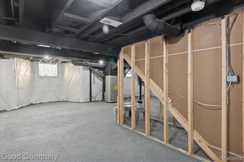 125 N Washington Ave Avenue, Royal Oak, MI, 48067