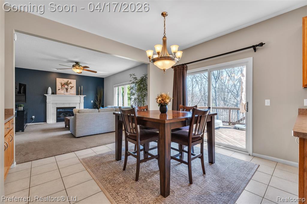 8560 Vista Court, Westland, MI — Photo 20