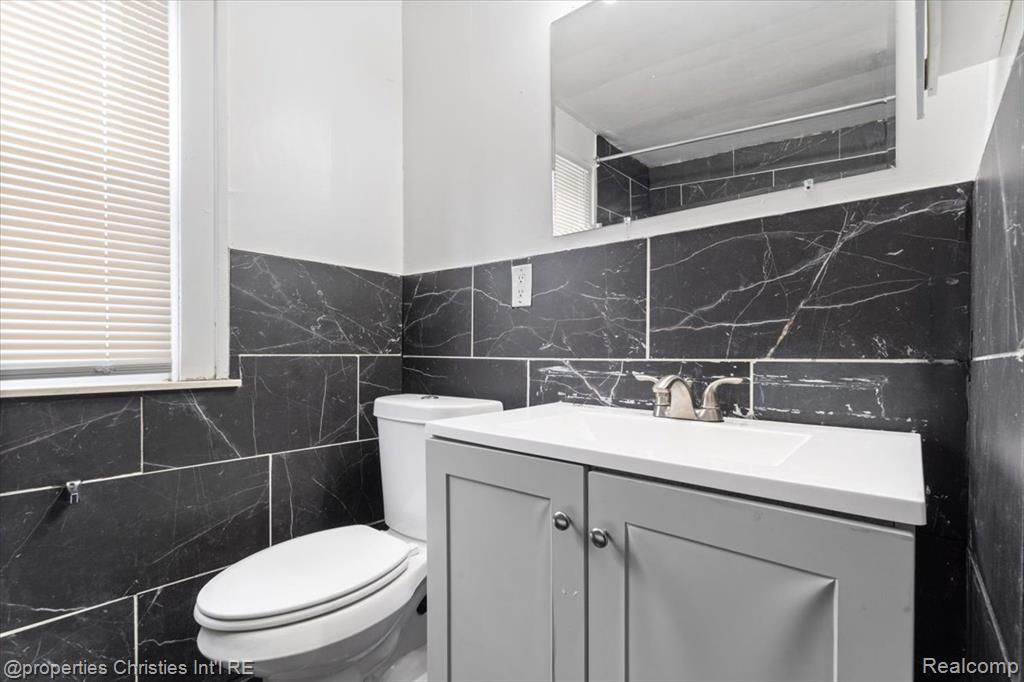 16171 Santa Rosa Drive, Detroit, MI 48221 — Photo 21