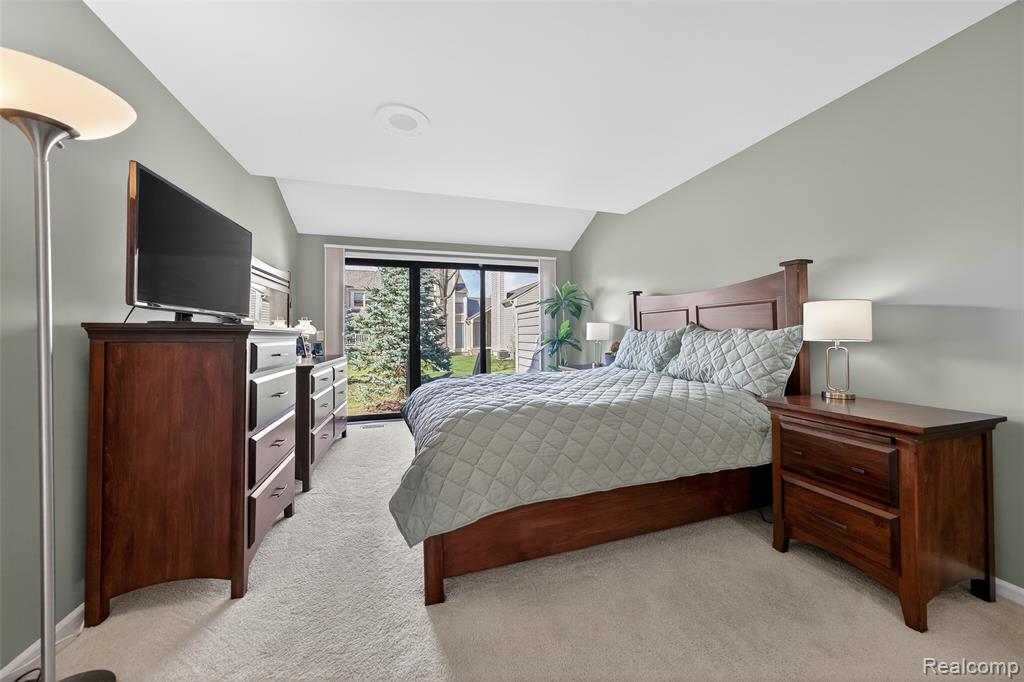741 Briar Hill Lane, 111, Bloomfield Hills, MI 48304 — Photo 20