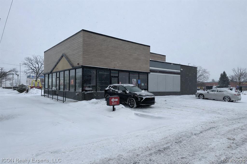 1235 W 14 Mile Road - Photo 4