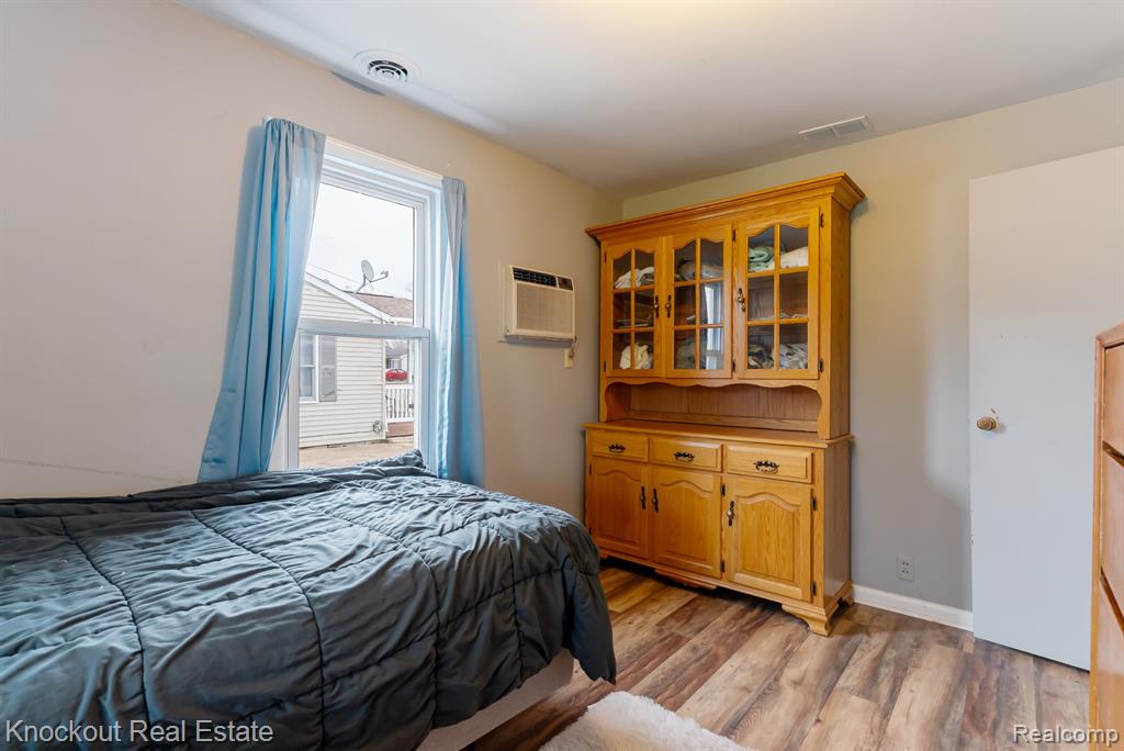 203 ATHLETIC Street, Otisville, MI 48463 — Photo 18