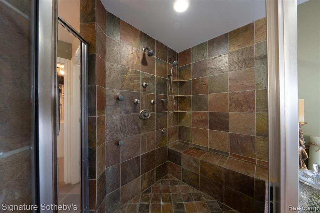 5001 FOREST VALLEY, Clarkston, MI 48348 — Photo 44