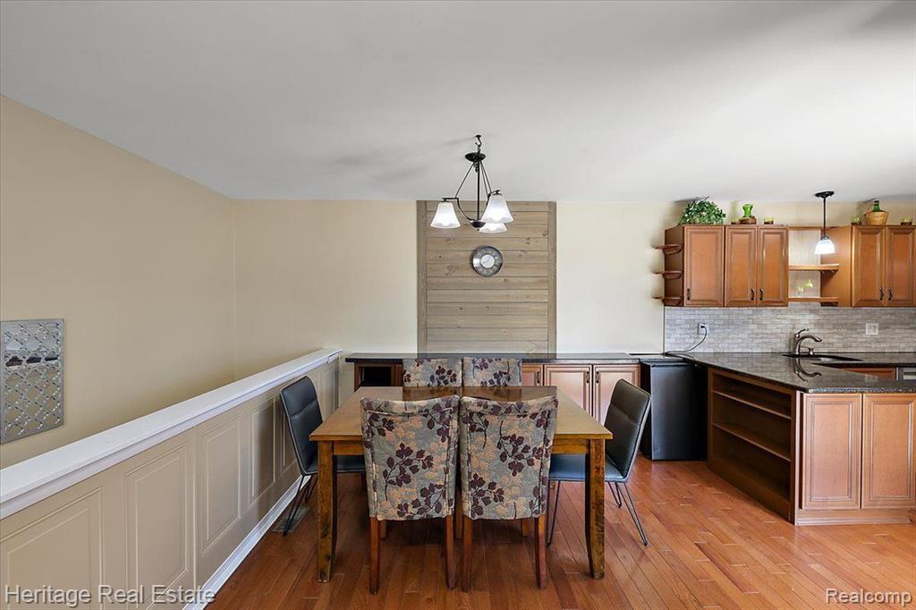 2855 ROUNDTREE Drive, APT 104 L, Troy, MI 48083 — Photo 7
