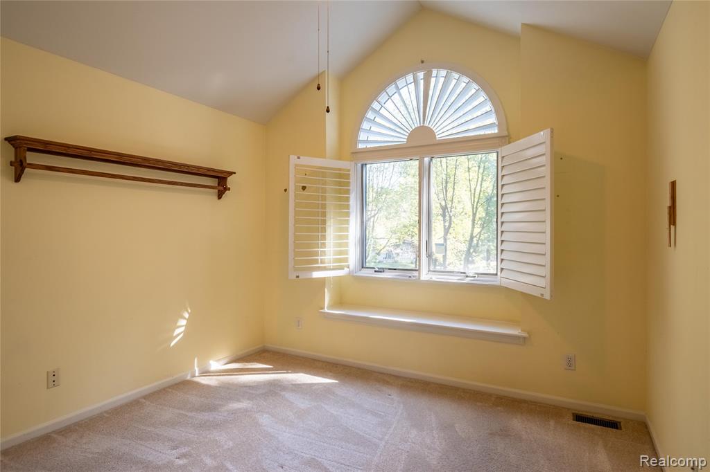 11410 Tall Shadows Court, Pinckney, MI 48169 — Photo 24