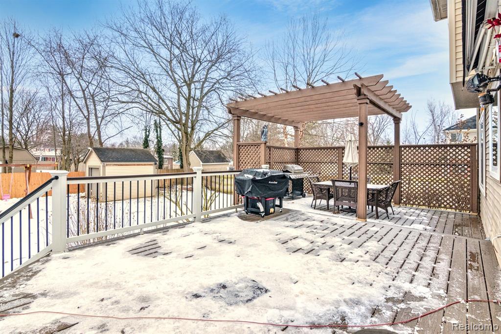 552 CROWN RIDGE Court, White Lake, MI — Photo 15