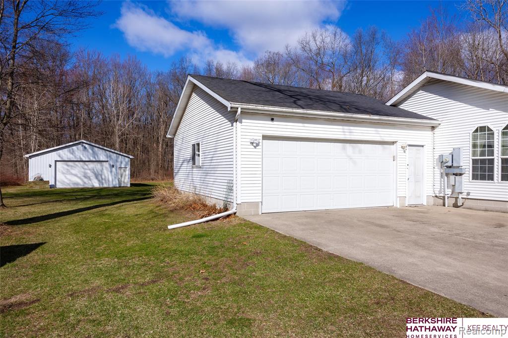 19090 Sumpter Road, Belleville, MI 48111 — Photo 6