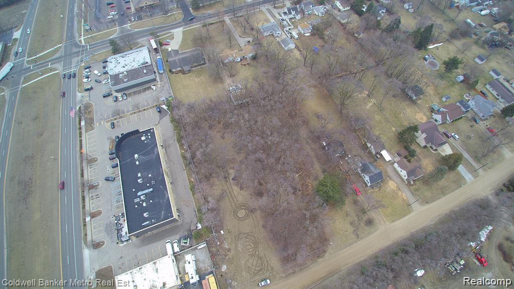 5720 HEARST Road, Shelby Twp, MI 48317
