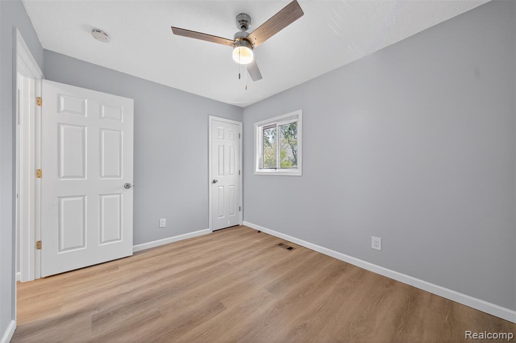 26692 Lorenz Street, Madison Heights, MI 48071 — Photo 11
