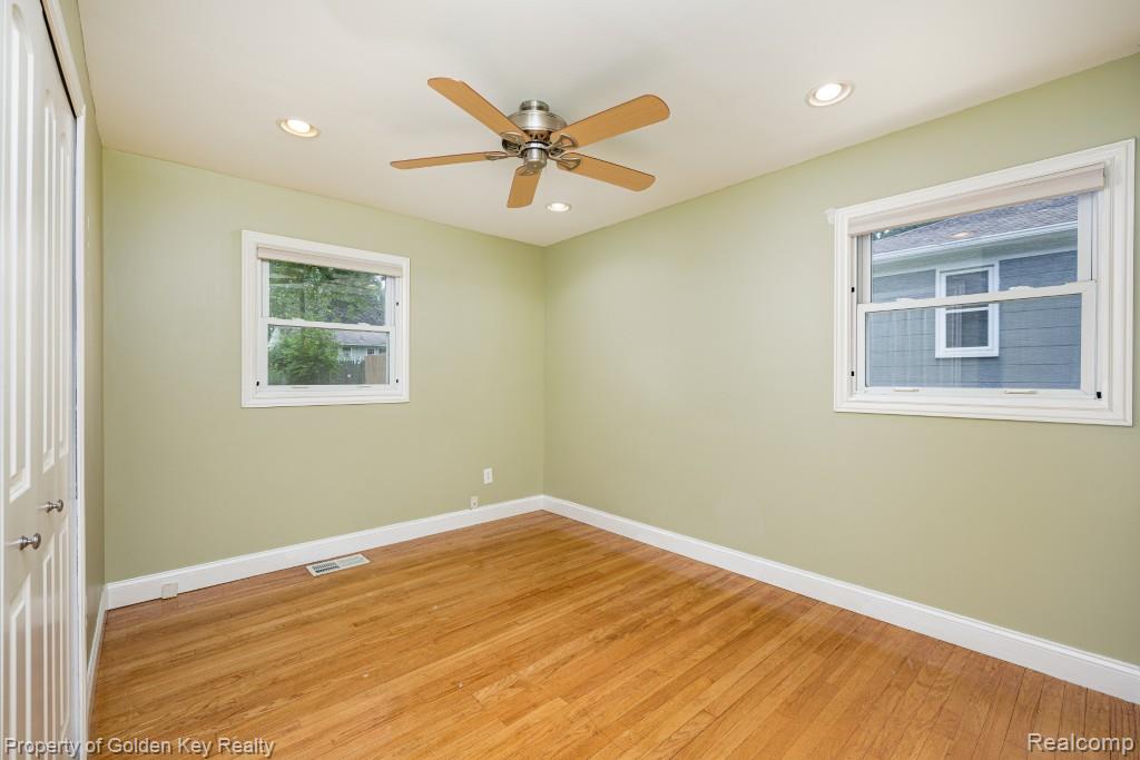 609 W Crane Street, Howell, MI 48843 — Photo 7
