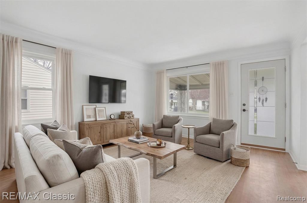 27359 Brettonwoods Street, Madison Heights, MI 48071 — Photo 5