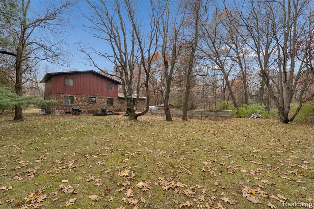 6570 Perryville Road, Holly, MI 48442 — Photo 41