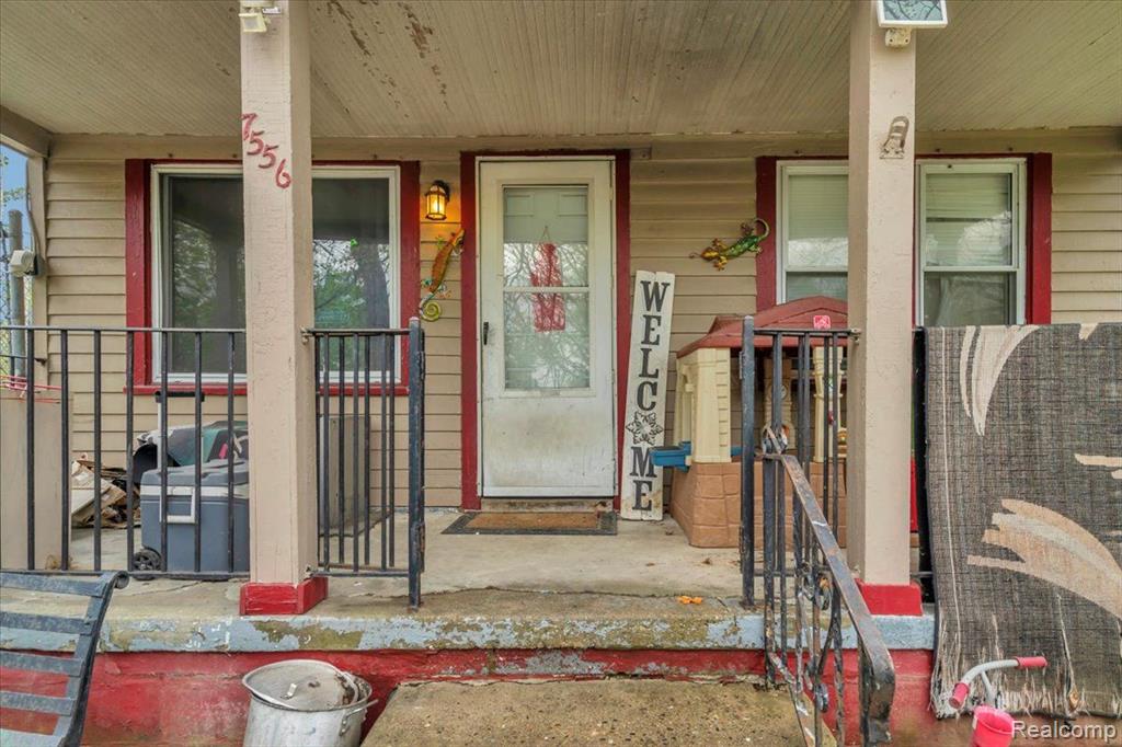 7556 SAINT MARYS Street, Detroit, MI 48228 — Photo 4