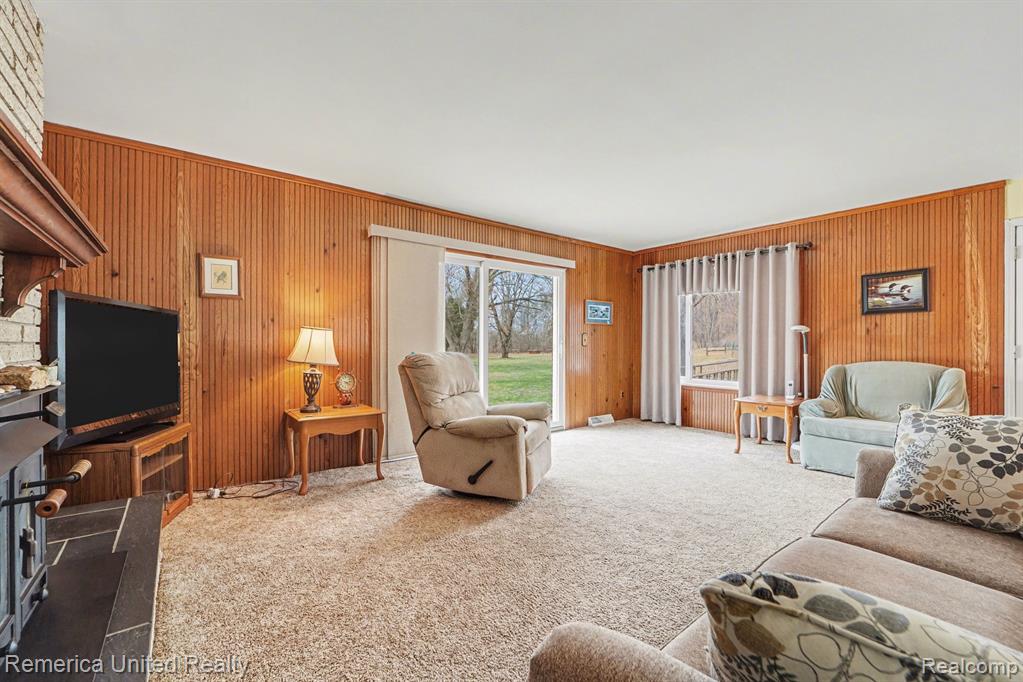 11796 Post Lane, South Lyon, MI 48178 — Photo 7