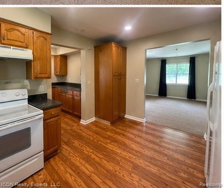 5028 Pheasant Road, Waterford, MI 48327 — Photo 8