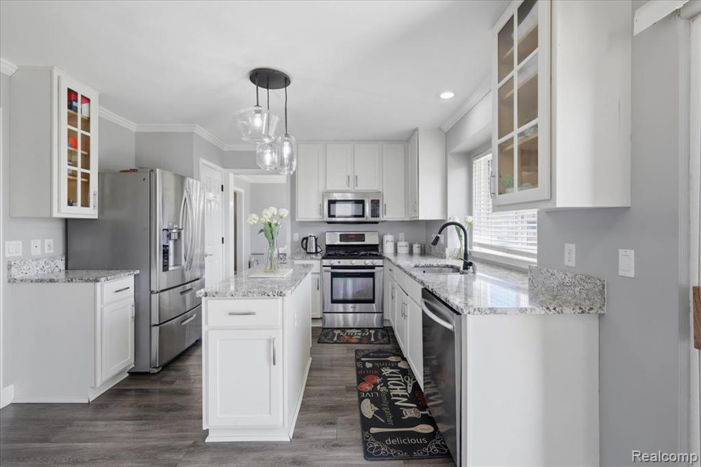 4748 Sherwood Circle, Canton, MI 48188 — Photo 14