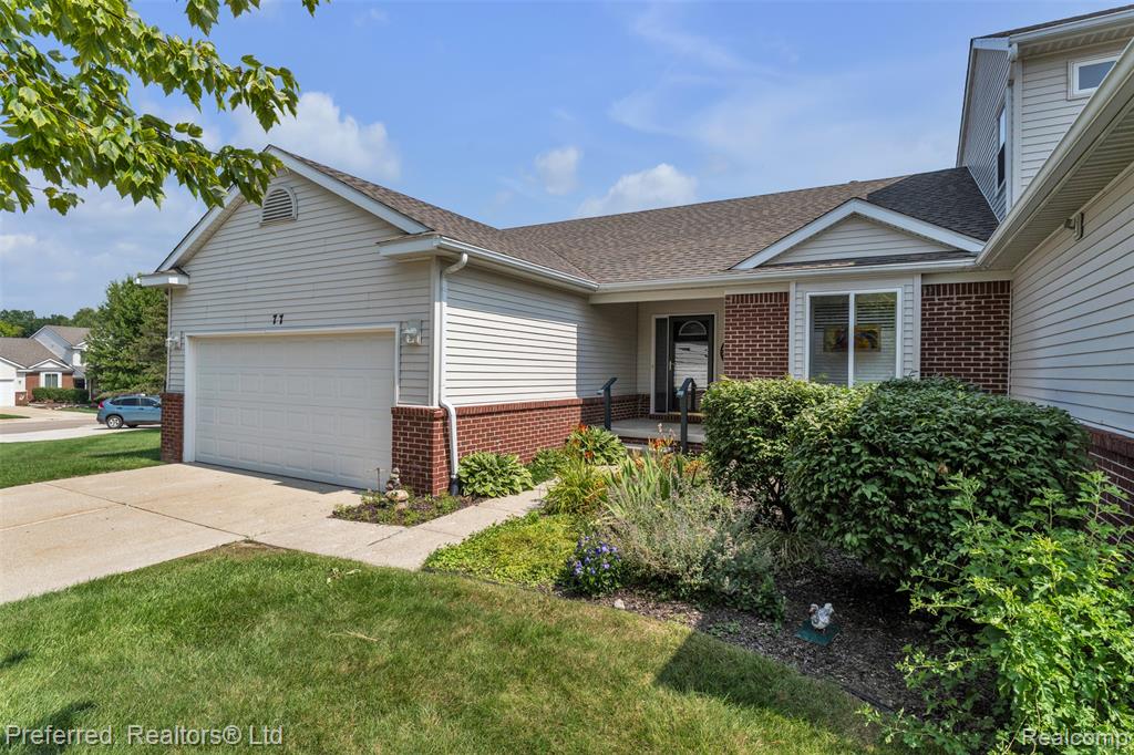 77 Sedum, Howell, MI 48843 — Photo 3