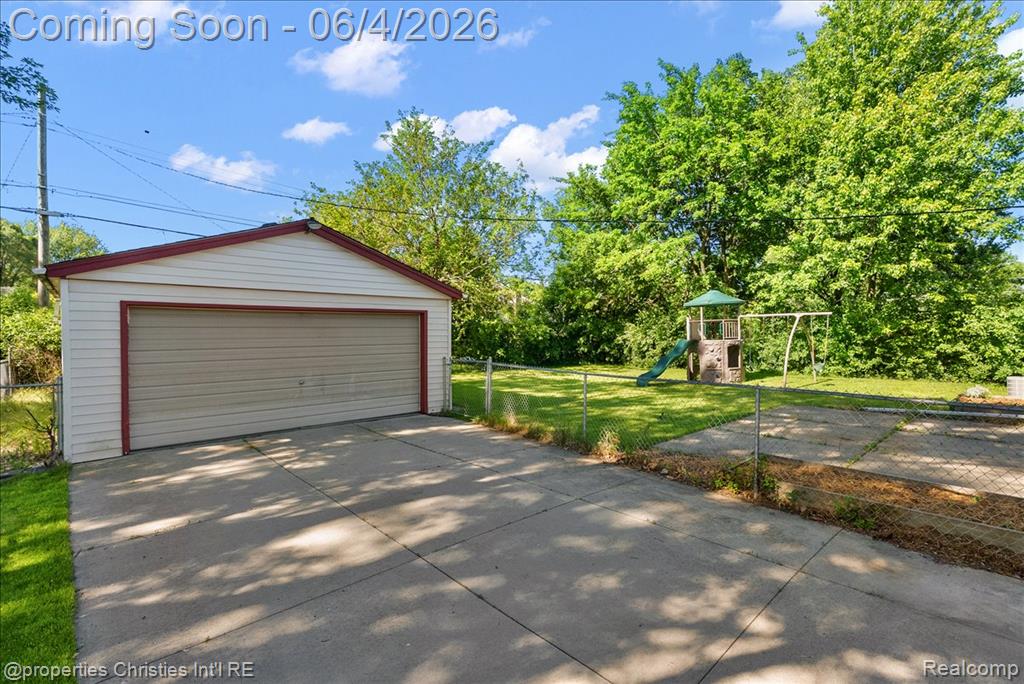 14201 Kingston Street, Oak Park, MI 48237 — Photo 34