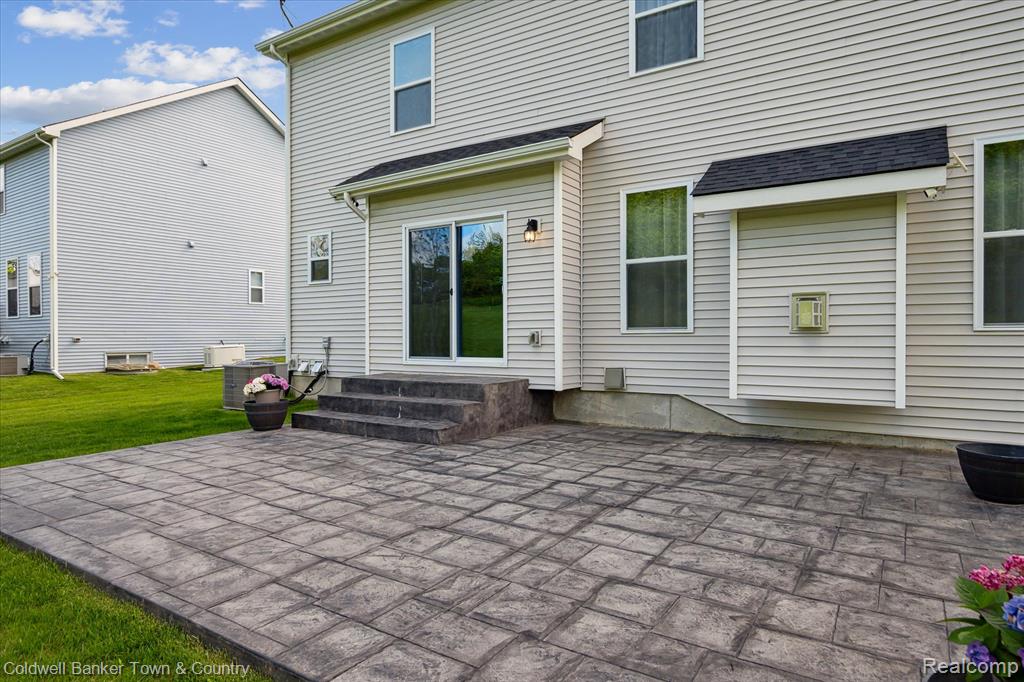 9850 Kylie Drive, Brighton, MI 48116 — Photo 44
