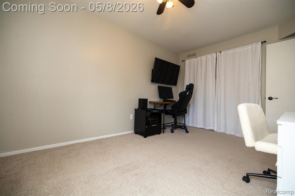 806 Bloomfield Village Boulevard, H, Auburn Hills, MI 48326 — Photo 17