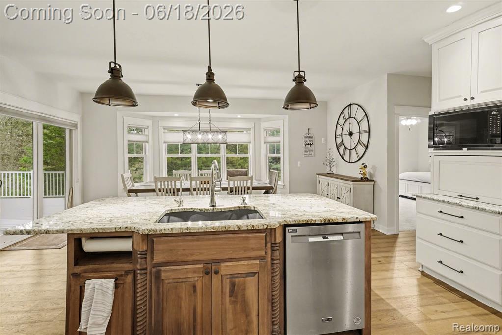 12310 Ivy Lane, Fenton, MI 48430 — Photo 7