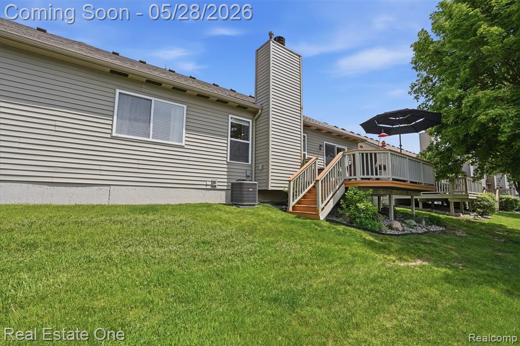 265 Winslow Circle, Commerce Twp, MI 48390 — Photo 36