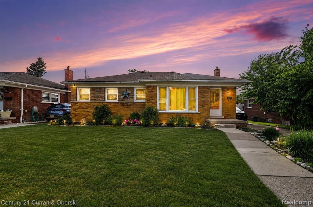 9059 San Jose, Redford, MI 48239 — front exterior