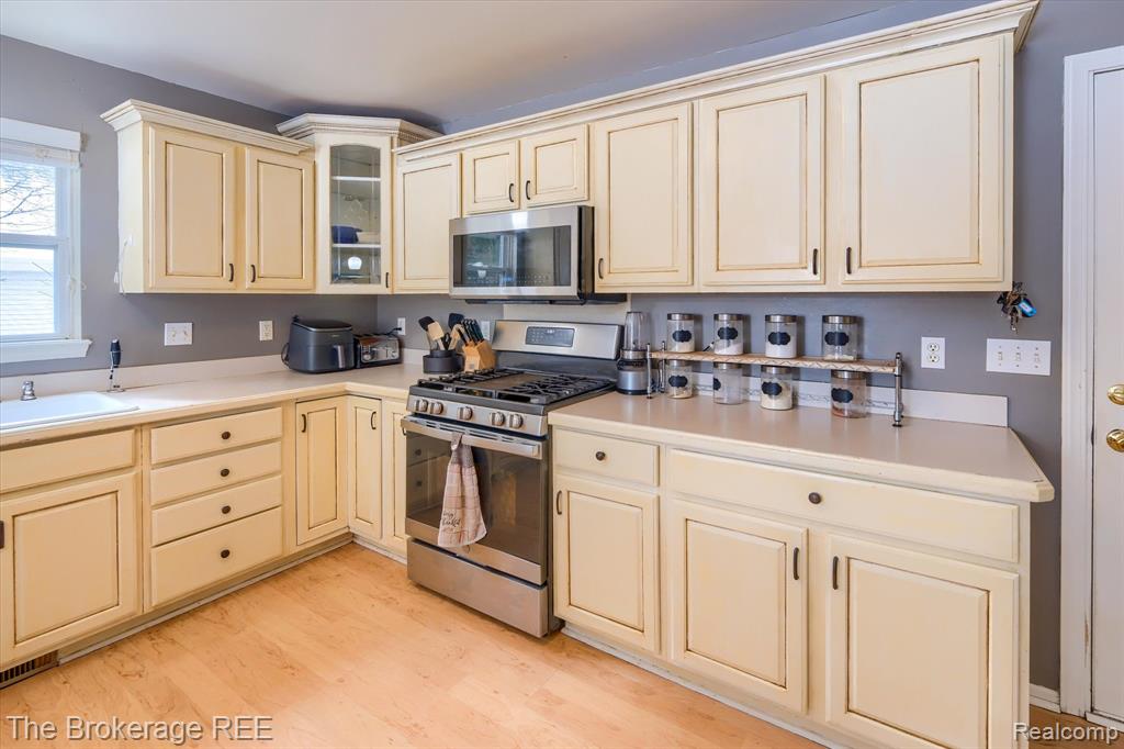 3394 Baltour Drive, Davison, MI 48423 — Photo 19