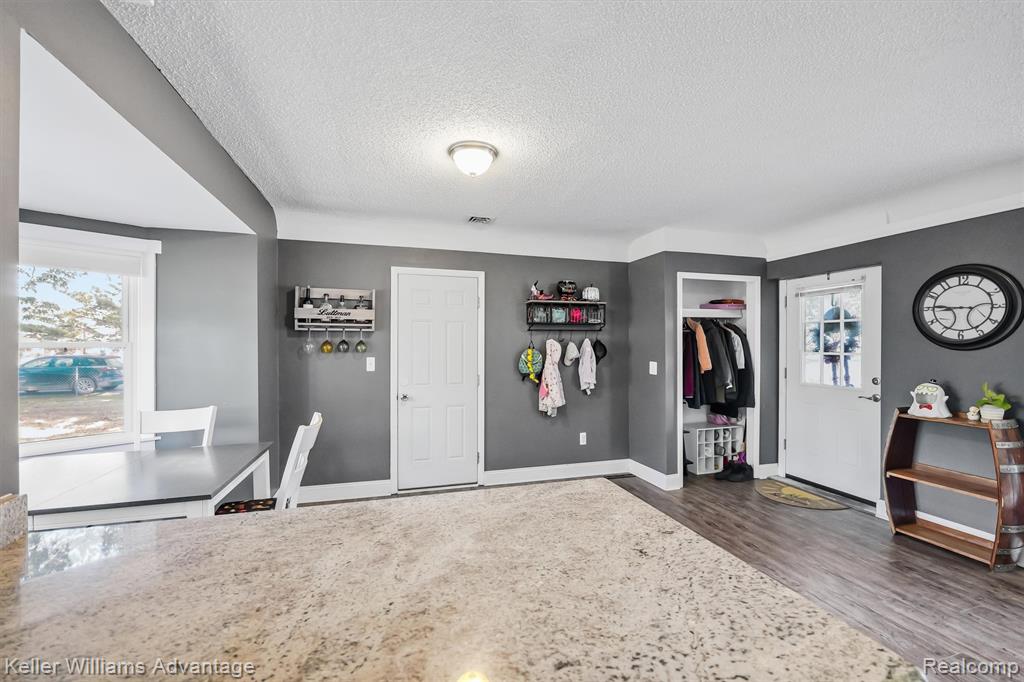 671 E Crest Lane, South Lyon, MI 48178 — Photo 18