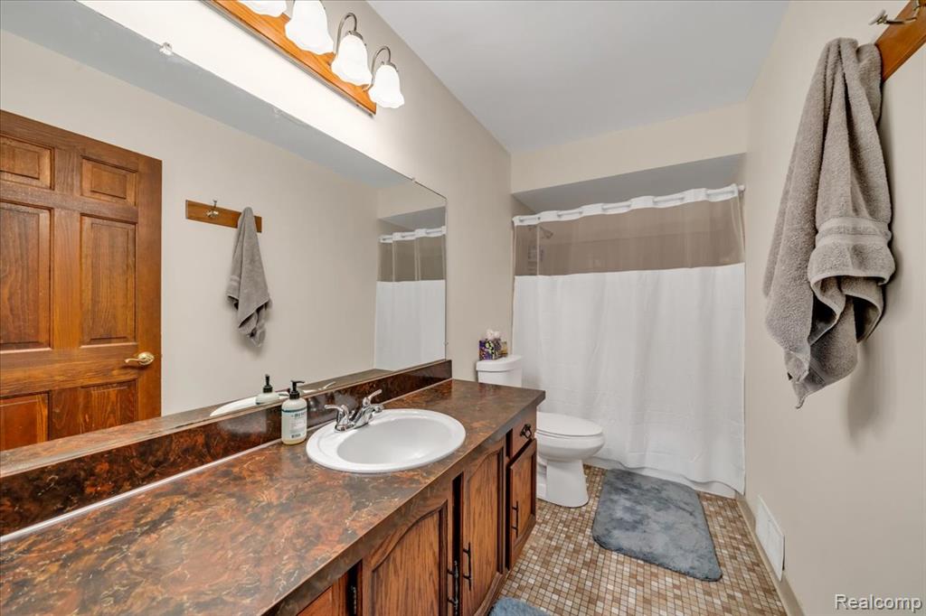 1502 Hosner Road, Oxford, MI 48370 — Photo 38